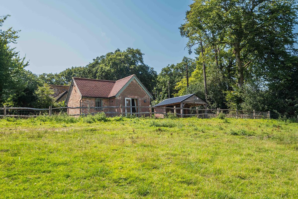 The Kennels exterior
